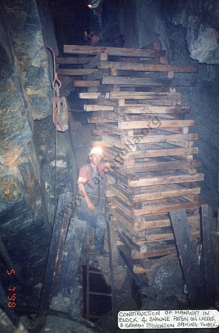 1998 Reef Mining NL N O' T Shoot Block 4. Shaune Paton constructing manway